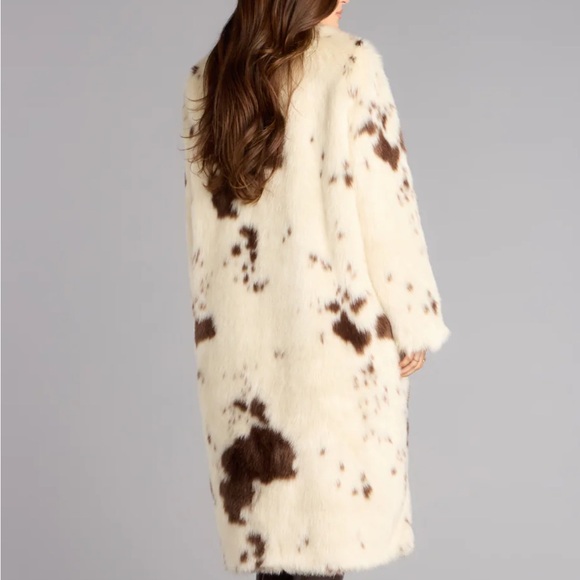 Windsor Cream and Brown Patterned Teddy Coat - Picture 4 of 4